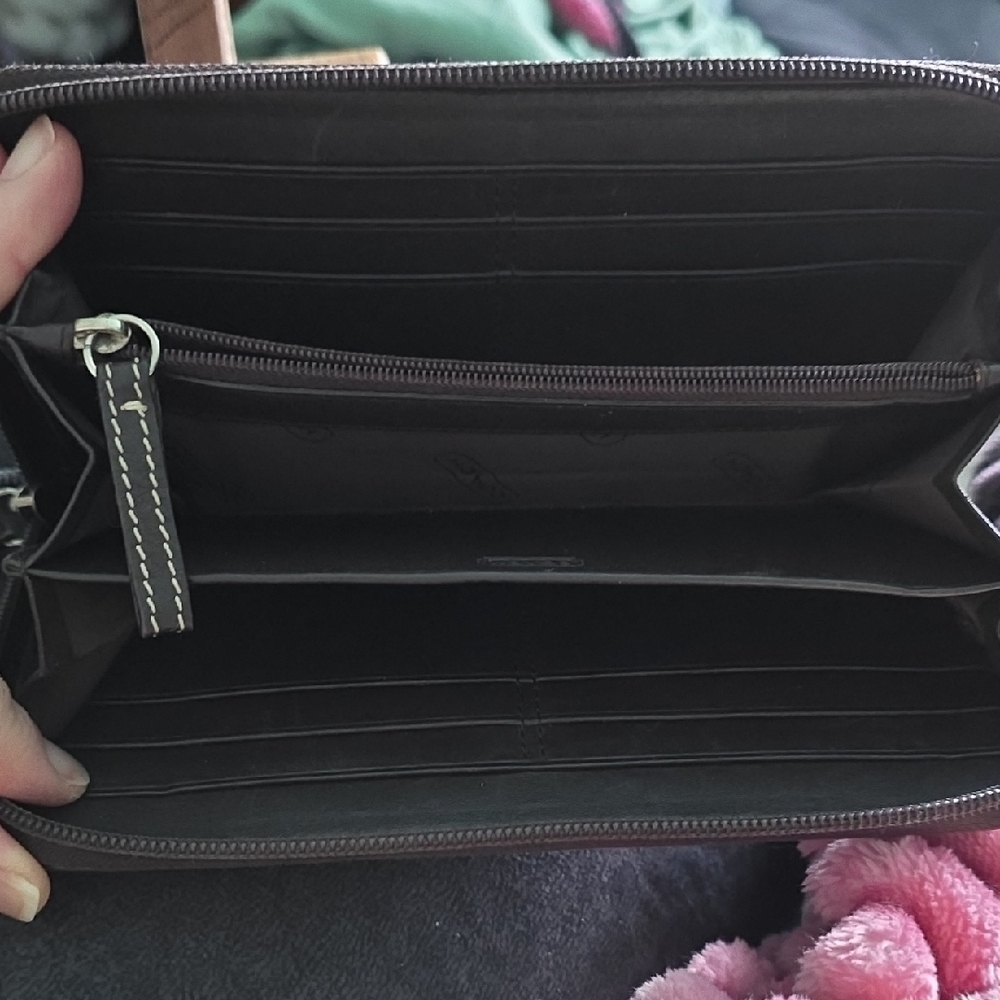 Coach Signature Brown Zip Wallet - Picture 3 of 10